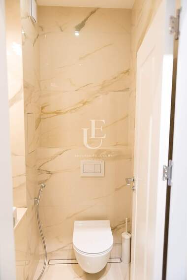 Închiriere - Apartament în Oboriștie,  Sofia