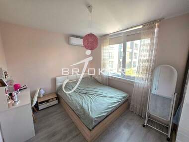 Vânzare - Apartament în Țentăr,  Kărdjali