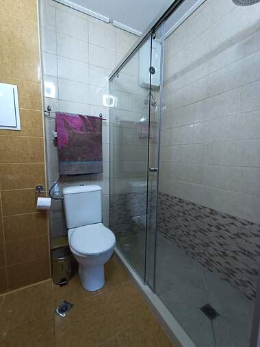 Miete - Wohnung in Bratia Miladinowi,  Burgas