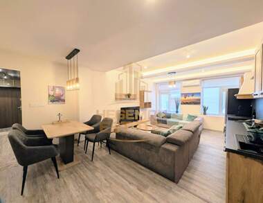 Vânzare - Apartament în Center,  Varna