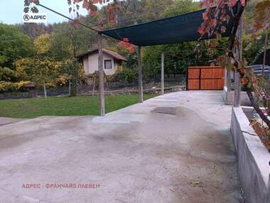 Vânzare - Casă în Oselna,  Vrața