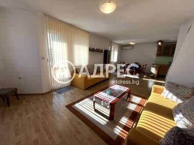 Închiriere - Apartament în Center,  Varna
