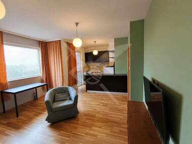 Închiriere - Apartament în Kamenița 2,  Plovdiv