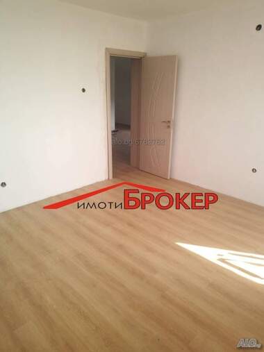 Vânzare - Apartament în Țentăr,  Sliven