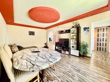 For sale - House in jP Gara,  Dobrich