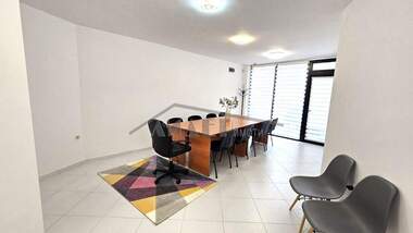 Miete - Büro in Karschiaka,  Plowdiw