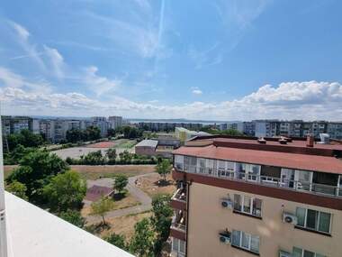 Miete - Wohnung in Slaweykow,  Burgas