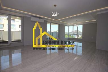 Satış - Apartman olarak Kiuçuk Parij,  Plovdiv