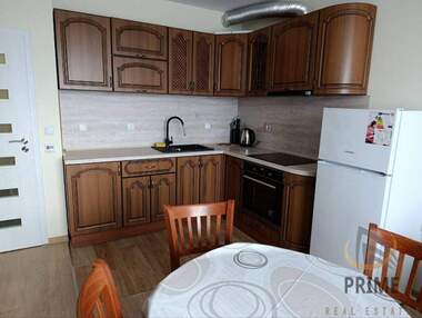 Miete - Wohnung in Horizont,  Burgas