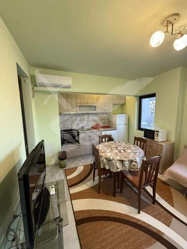 For rent - Apartment in Kolhozen pazar,  Varna