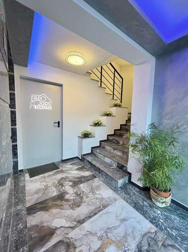 Vânzare - Apartament în Jeleznik-iztok,  Stara Zagora