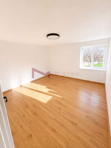 For sale - House in Vinica,  Varna