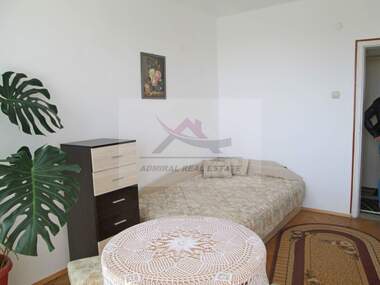 For rent - Apartment in Kolhozen pazar,  Varna
