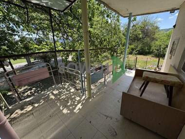 For sale - House in Pod manastira,  Shumen