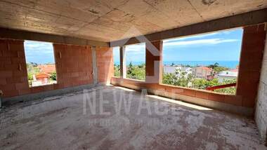 Vânzare - Apartament în Trakata,  Varna