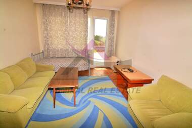 Închiriere - Apartament în Ceaîka,  Varna