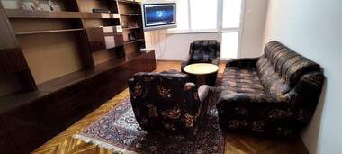 Închiriere - Apartament în Wider Center,  Varna