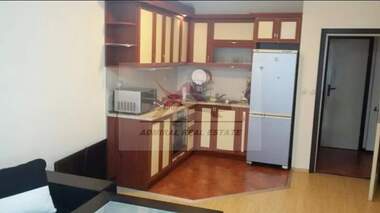 Kira - Apartman olarak Pobeda,  Varna