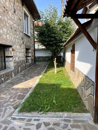 Verkauf - Haus in Dospat,  Smolian