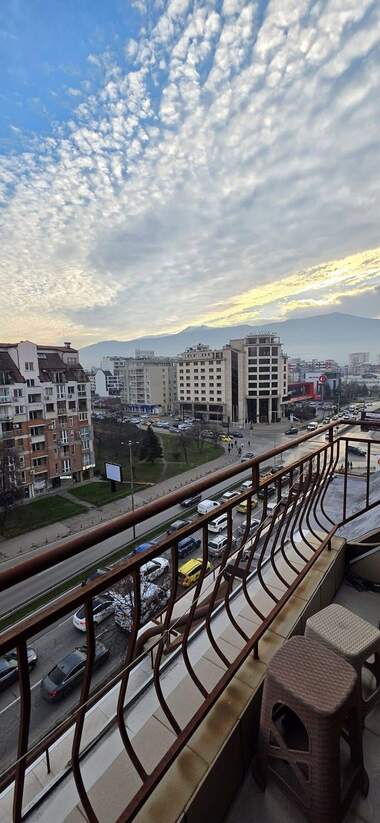 Vânzare - Apartament în Dianabad,  Sofia