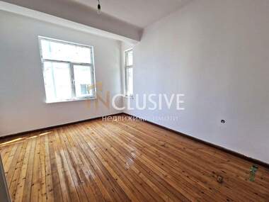 Verkauf - Wohnung in Wazrajdane,  Burgas