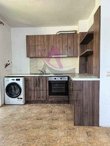 For rent - Apartment in Kolhozen pazar,  Varna