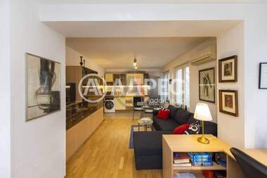 Vânzare - Apartament în Lozeneț,  Sofia