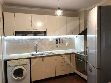 For rent - Apartment in Centralna gara,  Plovdiv