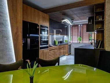 Închiriere - Apartament în Lozeneț,  Sofia