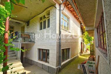 Продажба - Къща в Пчелник,  Варна