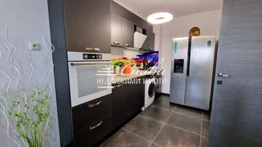 For sale - Apartment in Dobrudjanski,  Shumen
