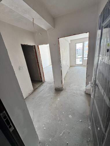 Vânzare - Apartament în Iujen,  Plovdiv