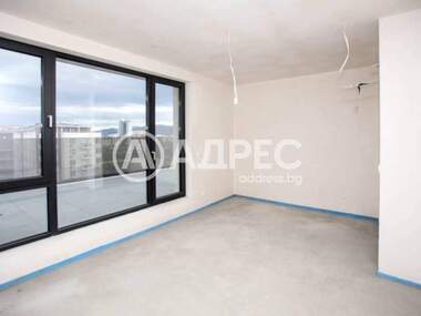 Vânzare - Apartament în Mladost-2,  Sofia