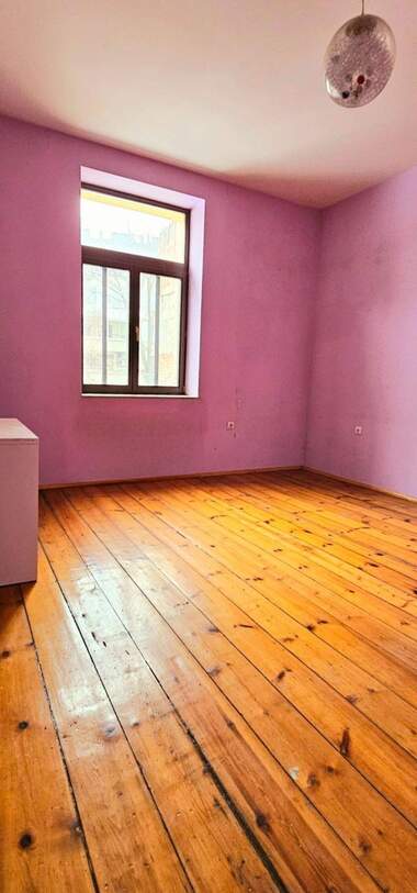 Vânzare - Apartament în Oboriștie,  Sofia