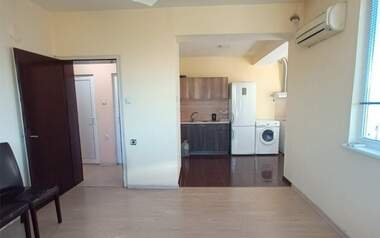 Verkauf - Wohnung in Zentar,  Targowishte