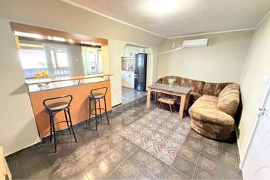 For rent - Apartment in Liatno kino Trakia,  Varna