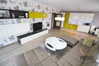 Miete - Wohnung in Lazur,  Burgas