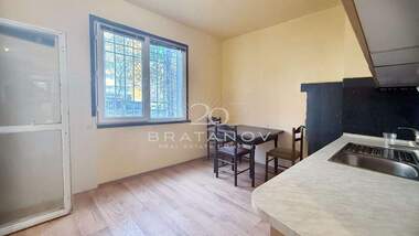 Satış - Apartman olarak Vazrajdane,  Burgas