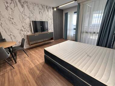 Închiriere - Apartament în Hristo Smirnenski,  Plovdiv