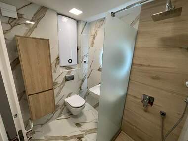 Închiriere - Apartament în Hristo Smirnenski,  Plovdiv