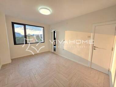 For sale - Apartment in Avtogara,  Varna