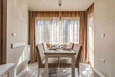Kira - Apartman olarak Oborishte,  Sofia