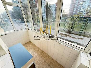 For rent - Apartment in Vazrajdane,  Burgas