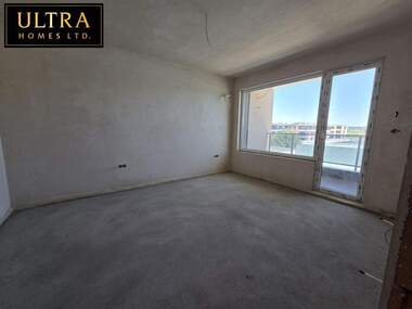 Продажа - Квартира в Мадика,  Бургас