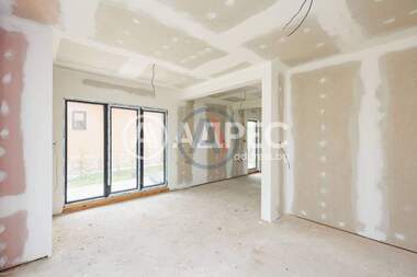 For sale - House in Yarebichna,  Varna