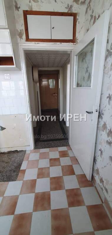 Verkauf - Wohnung in Zentar,  Iambol