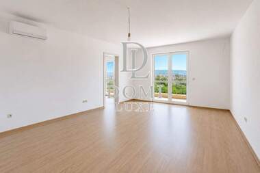 Verkauf - Wohnung in Ptschelina,  Warna