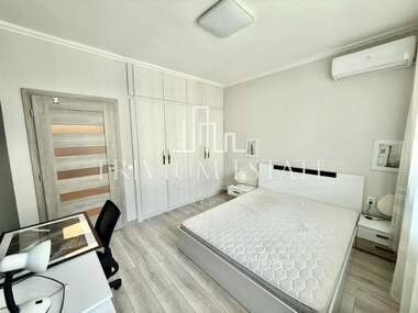 Miete - Wohnung in Mladejki halm,  Plowdiw