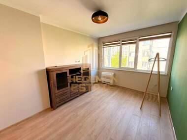 Vânzare - Apartament în Okrăjna bolnița - Generali,  Varna