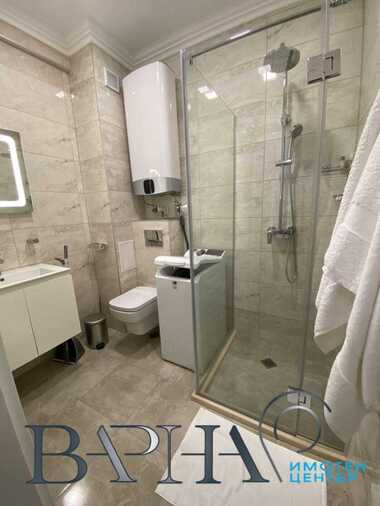 Închiriere - Apartament în Wider Center,  Varna